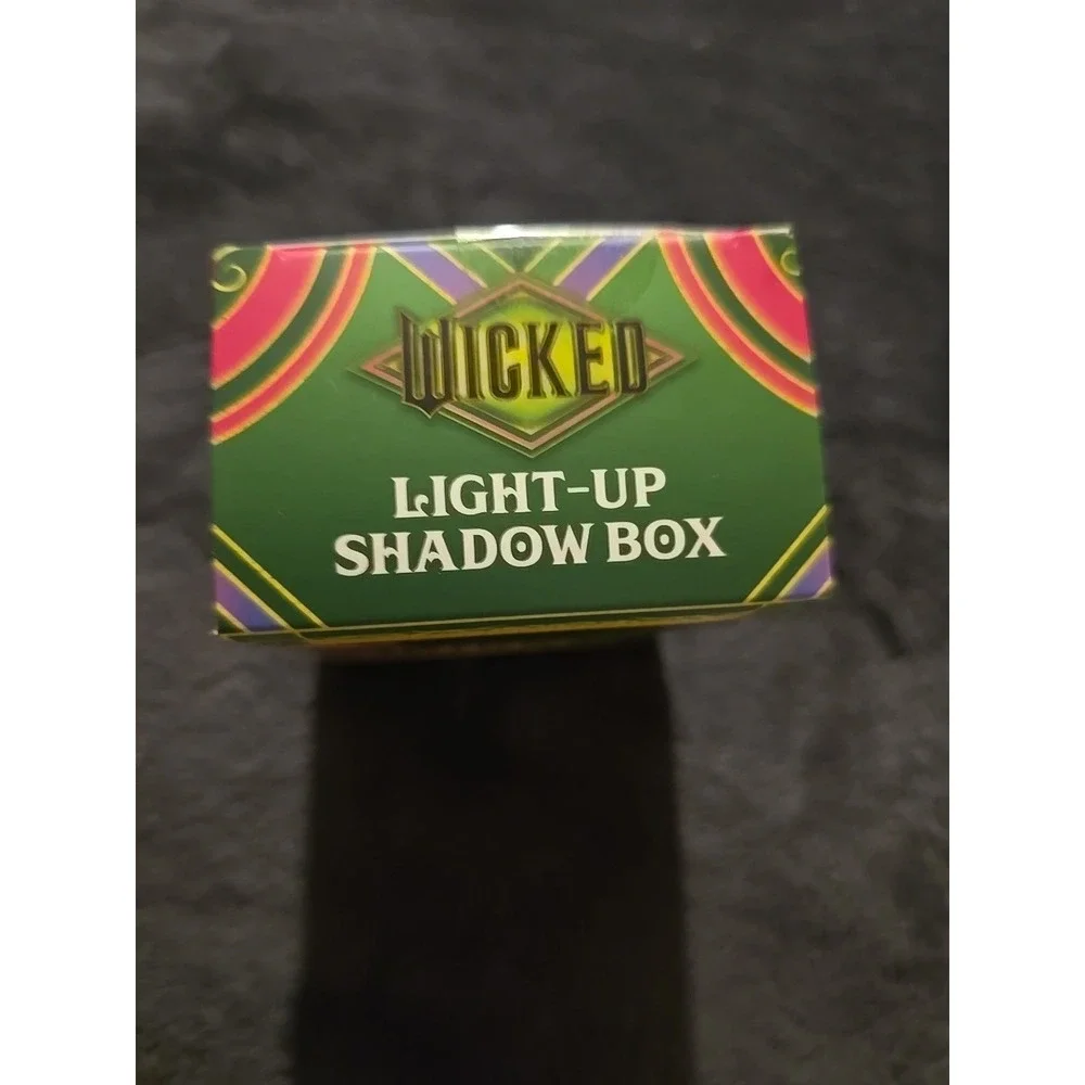 RP Minis‎ WICKED Light-Up Shadow Box Plays Defying Gravity NIB